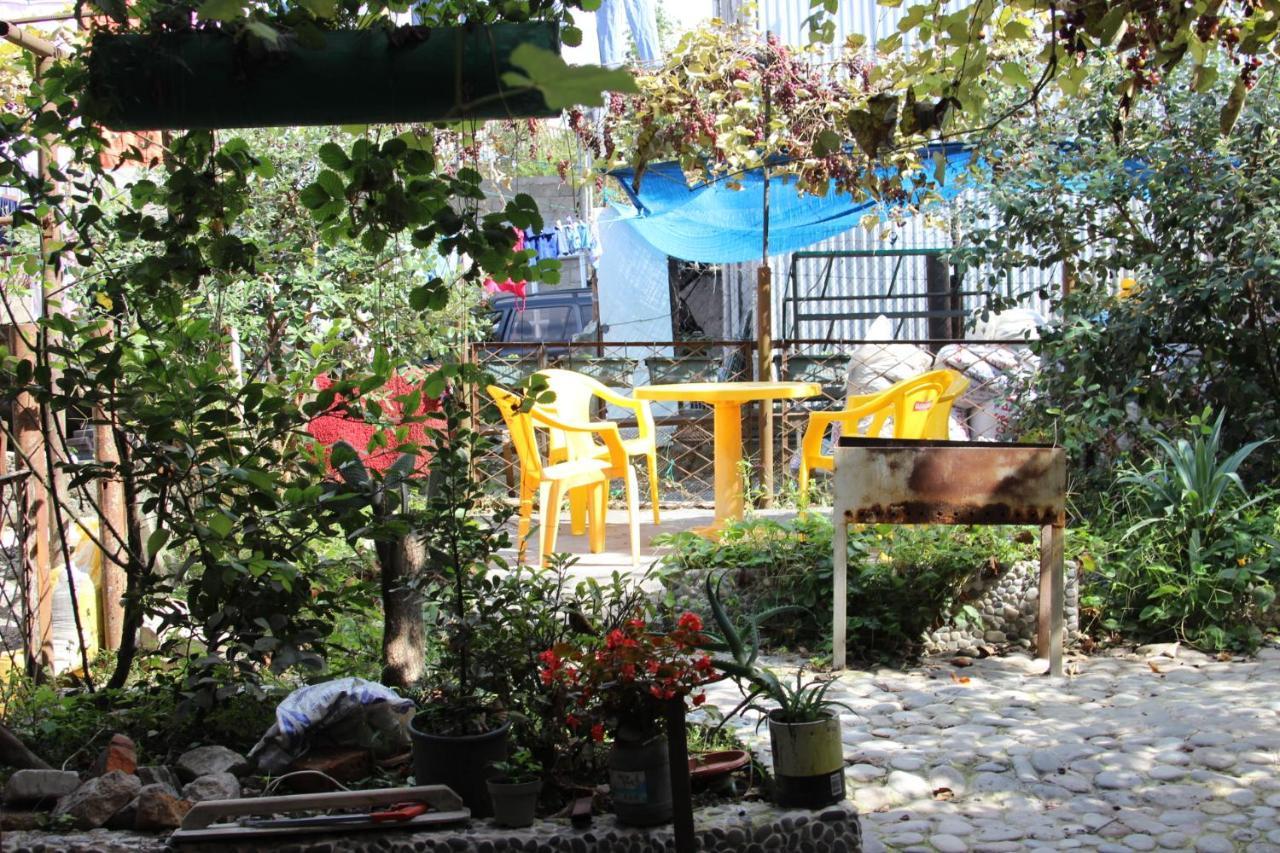Palma 1-1 Aparthotel Batumi Ngoại thất bức ảnh